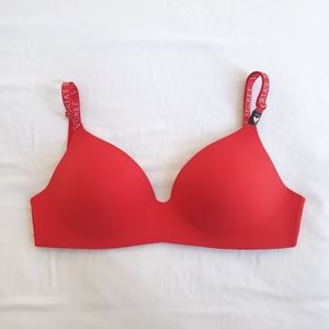3 for $120 Victoria's Secret t-shirt bra, 32DD